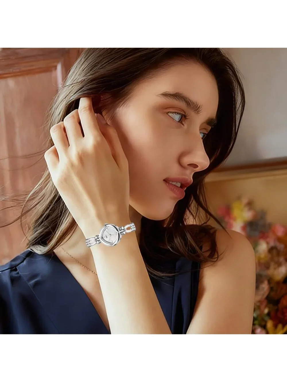 Women's Silver White Quartz Waterproof Rhombus Dial Retro Elegant Wrist Watches